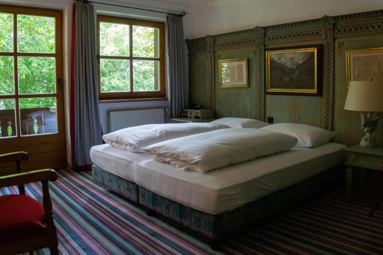 Hotel Schrenkhof Unterhaching Eksteriør billede