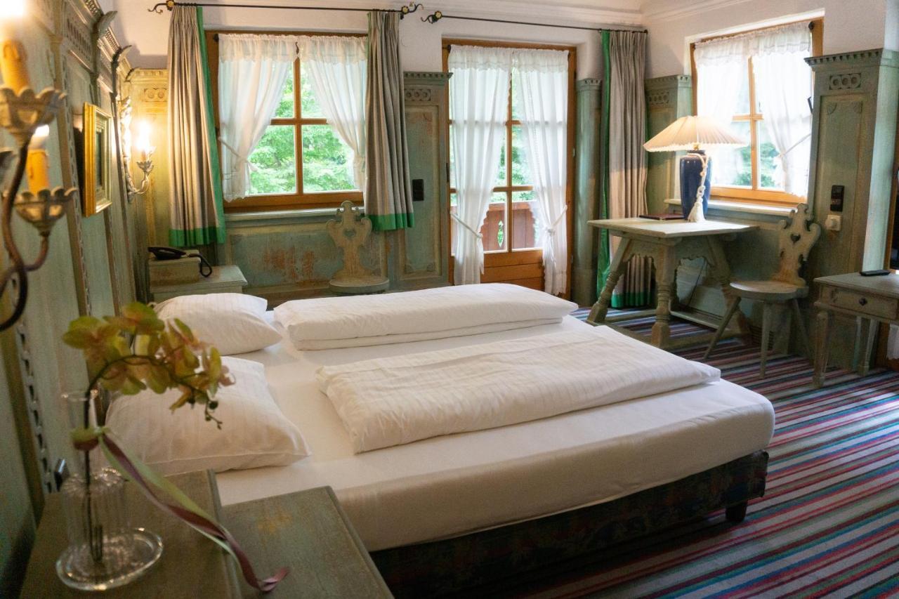 Hotel Schrenkhof Unterhaching Eksteriør billede