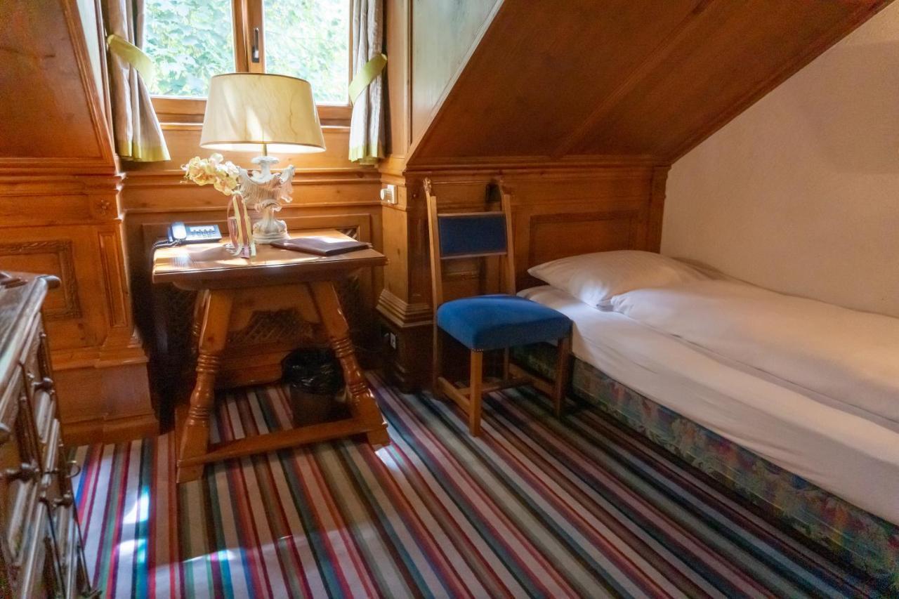 Hotel Schrenkhof Unterhaching Eksteriør billede