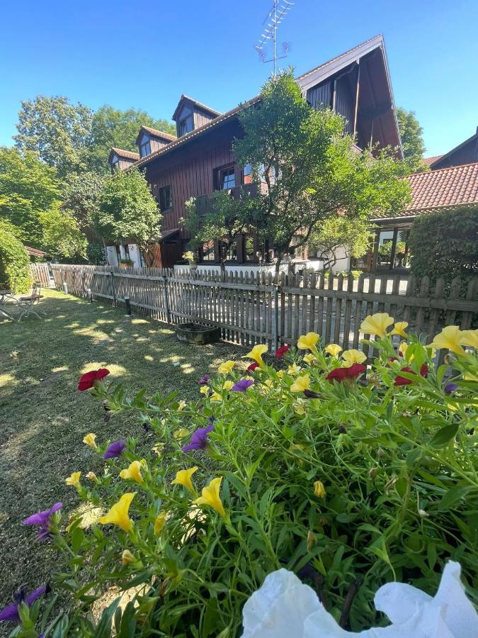 Hotel Schrenkhof Unterhaching Eksteriør billede