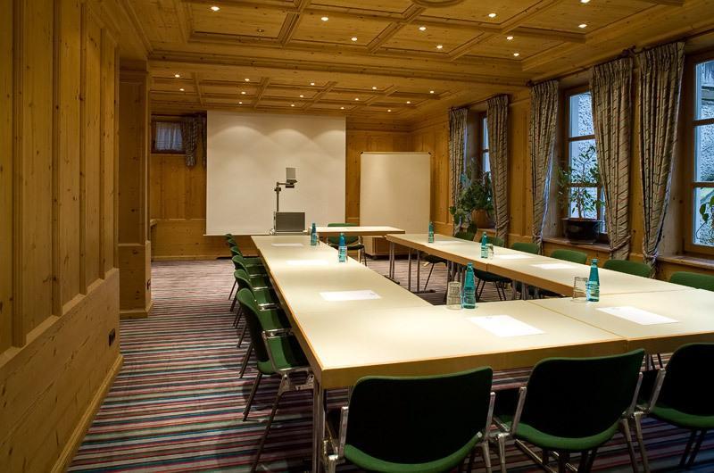 Hotel Schrenkhof Unterhaching Eksteriør billede